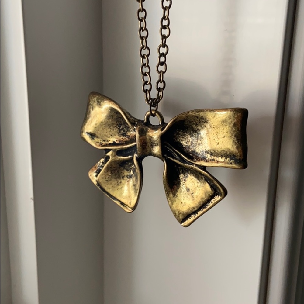 Rustic-looking Bow Necklace - Long Chain